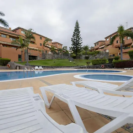Апартаменты Vivienda Con Piscina En
